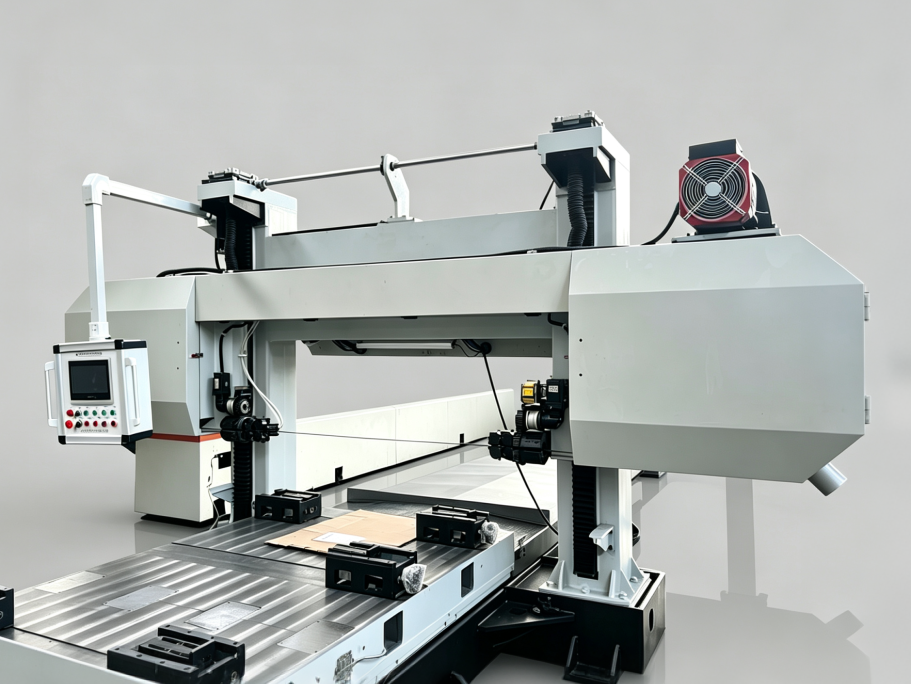 ?Gantry Graphite Horizontal Saw GZ-200X350X40 